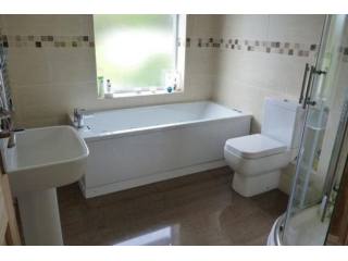 4 Bed House To Let