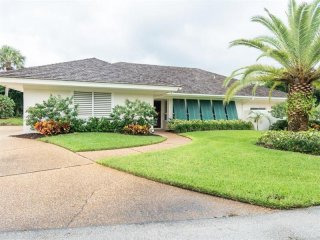 3 bedroom House For Sale: 1790 Cypress..