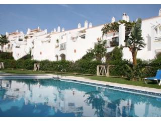 Villa - This semi detached villa is on..
