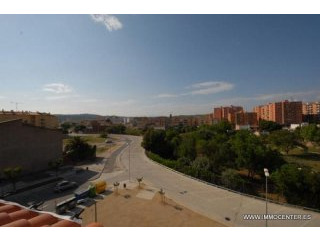 FIGUERES: Nice apartment in the centre
