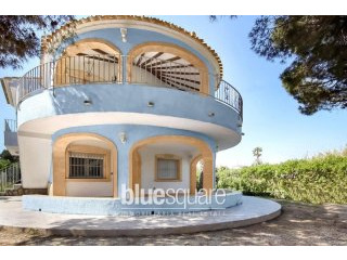 Large 6-bedroom Villa near the Arenal..
