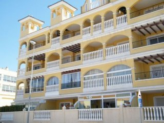 2 Bedrooms - Apartment - Alicante - For..