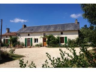 Beautiful country home with 1.2..