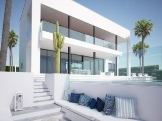 Stunning Contemporary Property With..