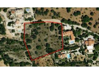 Large plot with ruin with approved..