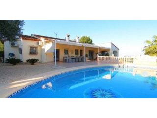 4 Bedroom 3 Bathroom Villa in Javea.