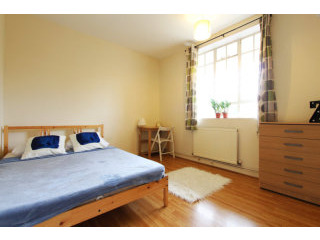Single with double bed near Shepherds..