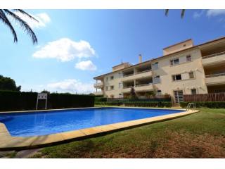 Impressive 2 Bed Duplex Penthouse Sea..