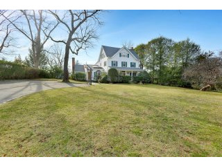 5 bedroom House For Sale: 27 Marks Road..