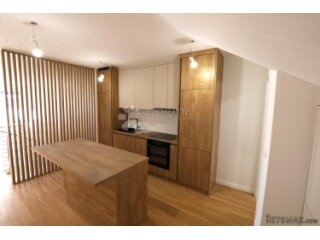Useljivi apartman sa pogledom na more