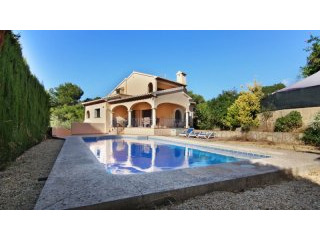 VILLA MEDITARANE STYLE