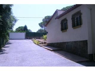 4 Bedrooms - Villa - Girona - For Sale