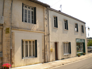 3 Bedroom House With Rented Shop, In..
