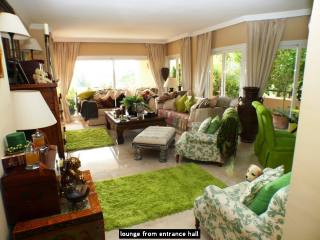 Apartment for sale in Elviria..