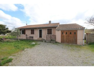 4 Bedrooms - Villa -..