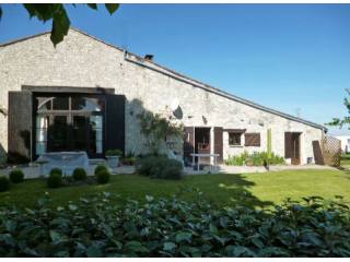 Large House With 5 Bedrooms And..