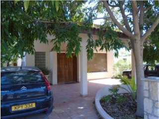 3 Bedroom House in Ayia Fila