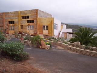 8 Bedrooms - Townhouse - Santa Cruz De..