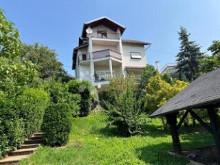 Kuća sa 4 stana na Vrapču!