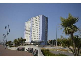 2 bedroom Apartment For Sale: Trinity..