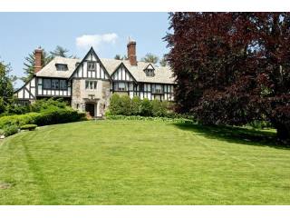 9 bedroom Residence For Sale: Harrison..