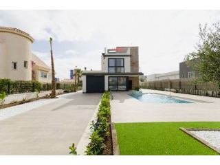 4 Bedrooms - Villa - Murcia - For Sale