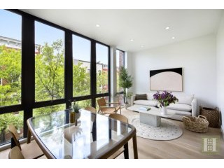 2 bedroom Apartment For Sale: 136 NORTH..