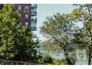 2 bedroom Apartment For Sale: 2727..