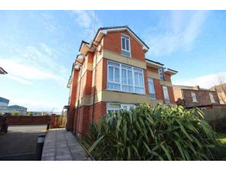 2 bedroom, Flat house for sale