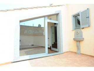 1 Bedroom - Attic - For Sale