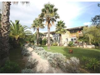 Propriete Exceptionnelle Proche Golf..
