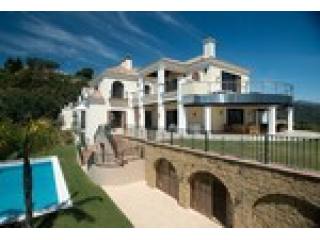 7 Bedrooms - Villa - Malaga - For Sale