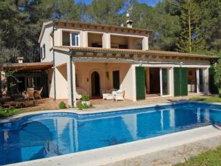 Homely finca near Randa