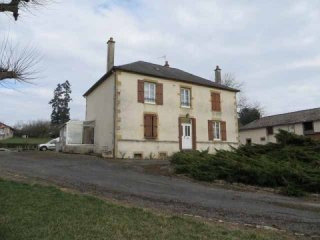 4 Bedrooms - House - Bourgogne - For..