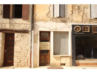 APS3041 Two bed Stone town house to..