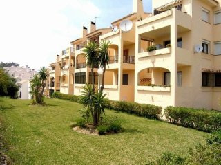 Middle Floor Apartment