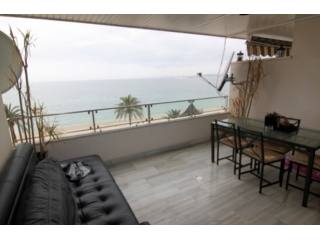 Spacious Apartment First Sea Line In..