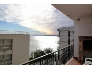 ROSES: Apartment with sea view and near..