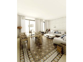 Luxury 3 Bed Refurbished Apartment in..