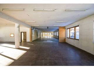 Generous warehouse in Stuhlfelden