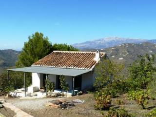 Country Houses for Sale in Torrox..