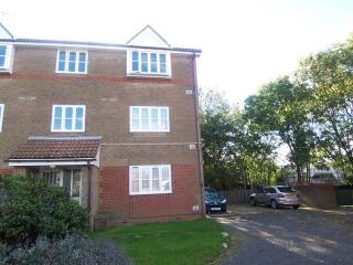 1 bedroom flat in QUEENBOROUGH