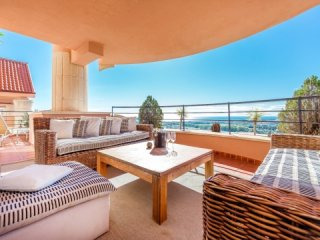 3 Bedroom Apartment For Sale Situated..