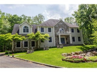 5 bedroom House For Sale: 54 BUD LANE..