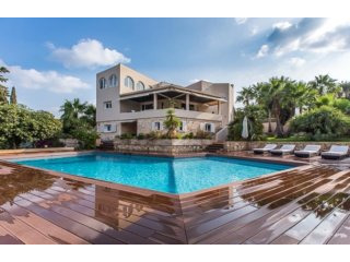 Villa Lluis · Jesus