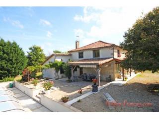 Genouille (86) - For sale beautiful..