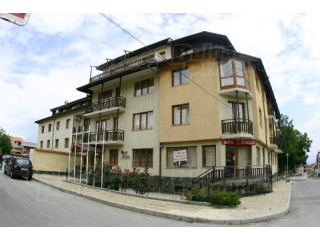 Apartment In Elite Complex At A Bargain..