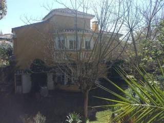 Villa - fabulous semi-detached house in..
