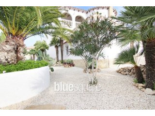 Villa in Cumbre Del Sol with amazing..