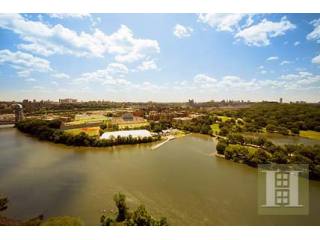 3 bedroom Apartment For Sale: 2500..